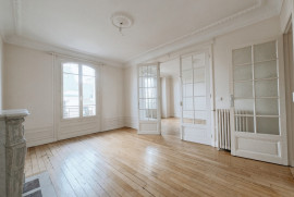 Appartement 4 pièces 95.59m² cave à la mairie Saint-Maur-des-Fossés