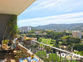 Appartement 4 pièces ,vue dégagée sur mer, rénover Marseille 9ème