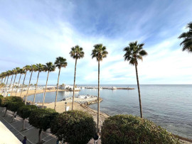 À rénover appartement 335 m2 Marbella