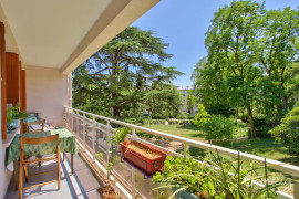 Appartement 7 pièces - 5 chambres - plein sud Suresnes