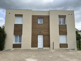Appartement dans une maison neuve avec jardinet Freneuse