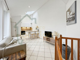 Appartement de 2 pièces en duplex meublé de 36 m² - Lumineux et Calme en Centre-Ville Saint-Quentin