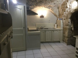 Appartement de caractère dans le centre du village Arpaillargues-et-Aureillac