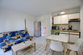 Appartement deux pièces avec jardin + parking Combs-la-Ville