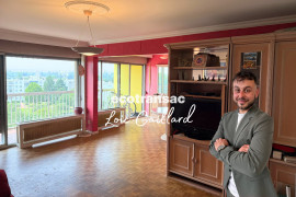 APPARTEMENT FAMILIAL 5 PIÈCES - 115 M² - À RÉNOVER - BRON Garage fermé en sous-sol, stationnement extérieur, cave, balcon 17 m² - Vue dégagée - Copropriété soignée Bron