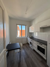 Appartement meublé T1 bis avec cuisine séparée -  31.3m² - Proche cours Jean Jaurès Grenoble