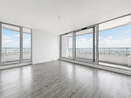 Appartement Rénové avec balcon Vue Panoramique - Quartier Chapelle, Paris Paris 18ème