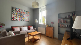 Appartement rénové de 53 m² + mezzanine, garage et 2 stationnements privatifs Toussieu