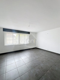 Appartement T3 - Balcon Charleval