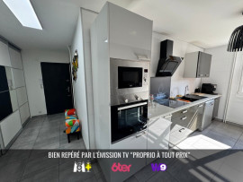 Appartement T3 de 66 m² refait à neuf UNIEUX Unieux