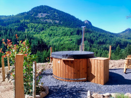 ARDECHE PROPRIETE 6 HA SOURCES RIVIERE Saint Martial