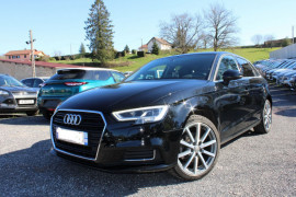 Audi A3 noir Paris 8ème