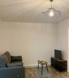 Beau 2P meublé 37m² à Crimée Paris 19ème