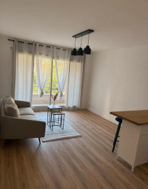 Beau 2P meublé 42 m² refait à neuf La Basilique Argenteuil