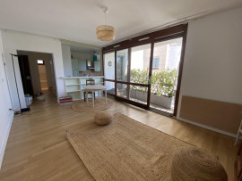 Beau 2P meublé 48m² rénové avec balcon Issy-les-Moulineaux