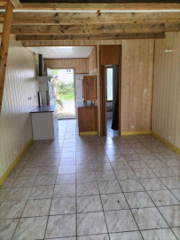 Beau F1 30m² + Mezzanine avec jardinet Beton-Bazoches