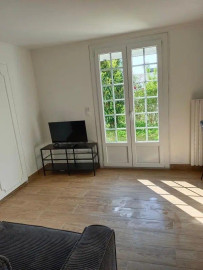 Beau studio meublé 15m² à Ozoir La Ferrière Ozoir-la-Ferrière