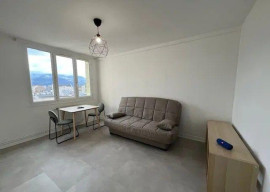 Beau studio meublé et rénové 23m² Grenoble