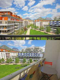 Beau T3 55m² rénové sans vis à vis + Garage Grenoble