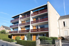 BEL APPARTEMENT F3 BIEN SITUE LA CHARITE SUR LOIRE La Charité-sur-Loire