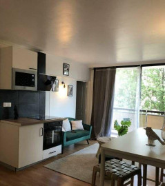 Belle chambre 12m² dans une coloc meublée rénovée Clichy-sous-Bois