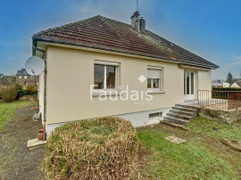 BOURG DE MOYON, MAISON DE 89M2 moyon