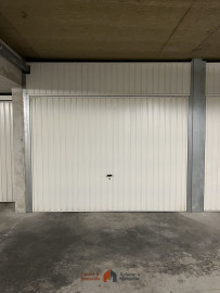 Box fermé-Les terrasses du cabot Marseille 9ème