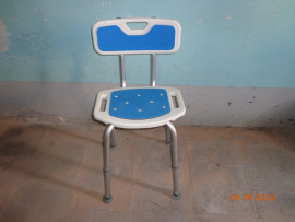 chaise de douche Saint-Christol