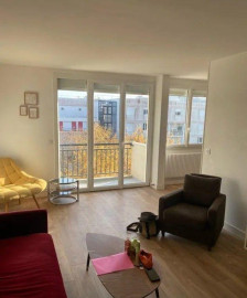 Chambre à louer dans appartement 85m² rénové Bordeaux