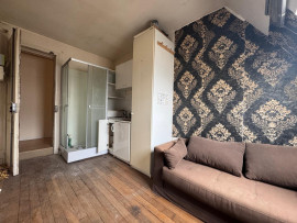 Chambre de service à rafraichir - Ranelagh Paris 16ème
