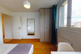 Chambre en colocation appartement meublé Lyon 8ème