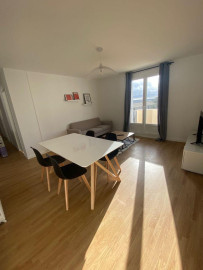 Colocation 4 chambres - Appartement meublé équipé Angers