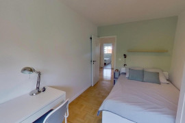 Chambre en colocation appartement meublé Villeurbanne