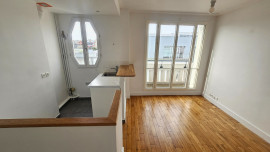 Duplex 3 pièces compacte avec 3 balcons Paris 15ème