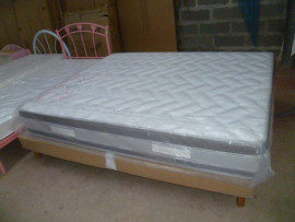 Ensemble matelas, sommier, pieds, promotion Sartrouville