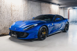 Ferrari 812 Superfast V12 6.5 800 Finition Atelier Paris 16ème