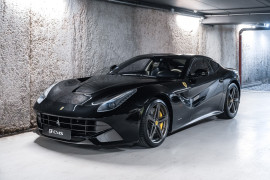 Ferrari F12 Berlinetta V12 6.0 740 Paris 16ème