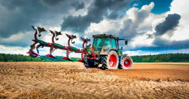 GERS EXPLOITATION AGRICOLE 320 HA IRRIGUES LACS Aignan