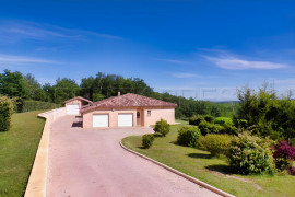 GERS VILLA CONTEMPORAINE 1,7 HA VUE DOMINANTE Mirande