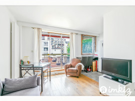 Grand Studio Lumineux avec Balcon –  Vaugirard 15 Paris
