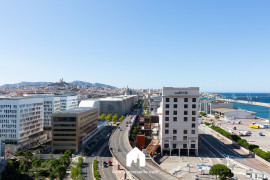 Grand T2 de standing meuble Marseille 2ème