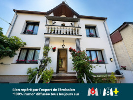 GRANDE MAISON 9 PIECES - IDEALE FAMILLE OU INVESSTISSEUR - PROCHE METRO Saint-Denis