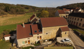 Grande maison de plain pied en Bourgogne Beaulieu