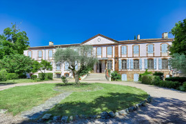 HAUTE GARONNE CHATEAU A RESTAURER 1800 M² 6 HA Aucamville