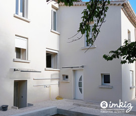 Immeuble rénové - 8 appartements Alès
