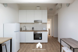 Joli T2 Meuble entièrement rénové en 2024 Marseille 5ème