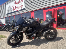 Kawasaki 😉 **Kawasaki Z800 – Faible kilométrage – Excellent état** 😉 2013 Corcelles-en-Beaujolais