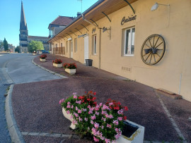 local de restaurant. Savigny-en-Revermont