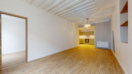 Location 69.72m² Paris 1er