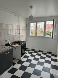 Loue 5P 92m² refait à neuf Le mail Marseille 14ème